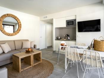 Apartamento de 2 Dormitorios Deluxe | Carmen Beach